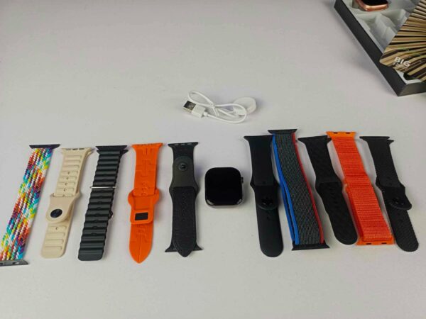 W10 Smart Watch with 10 Straps - Image 4